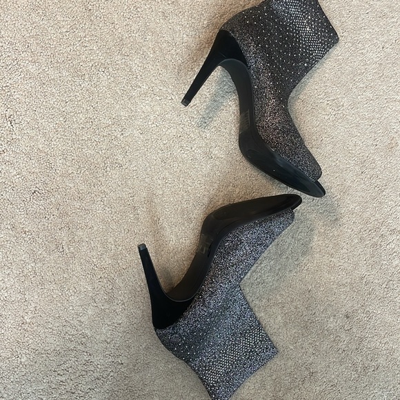 preowned INC open toe heels. Size 8 /2. Gently used. No box - Picture 4 of 4